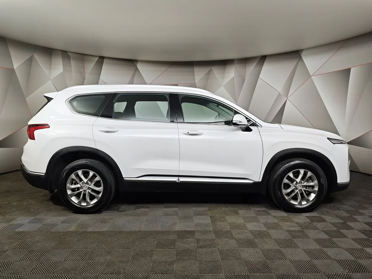 Hyundai Santa Fe 2.2 CRDi AWD 8AT (200 л.с.) Lifestyle Белый в АВИЛОН. Слайд №6