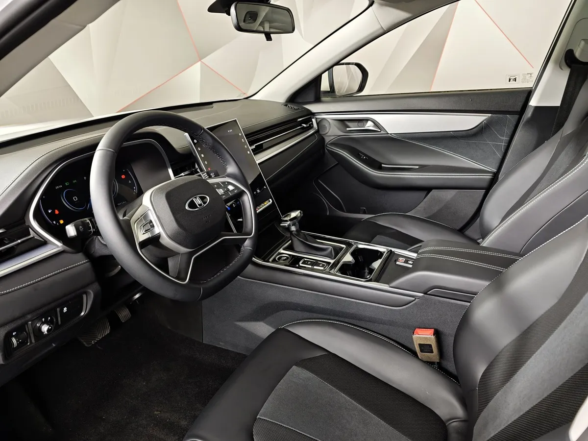 Москвич 6 1.5T CVT 2WD (136 л.с.) Business Белый в АВИЛОН. Слайд №19