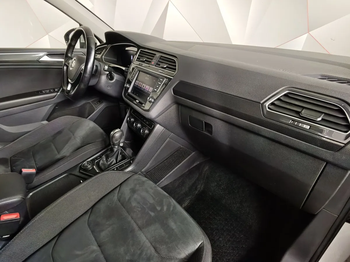 Volkswagen Tiguan 2.0 TSI 4Motion AT (180 л.с.) Status Белый в АВИЛОН. Слайд №13
