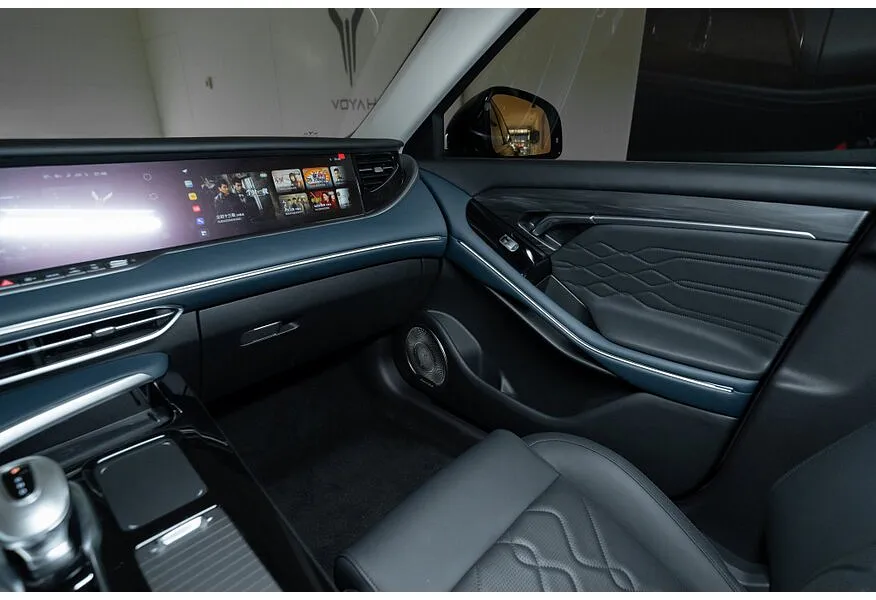 АВИЛОН - Voyah Free EVR Long Range 1.5 AT AWD (489 л.с.) Черный - slide 6