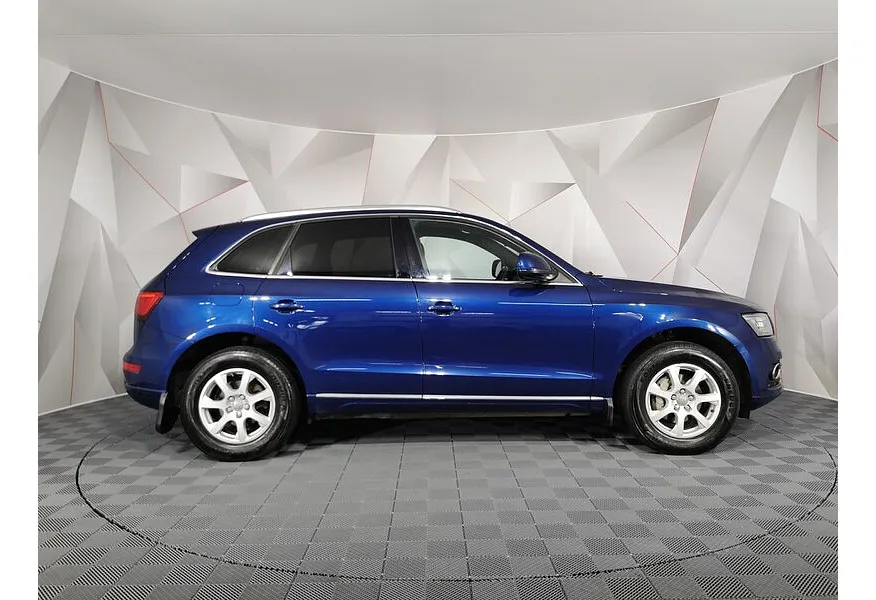 Audi Q5 2.0 TFSI Tiptronic quattro (225 л.с.) Синий в АВИЛОН. Слайд №4