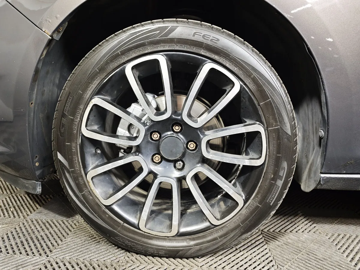 Opel Astra 1.4 Turbo AT (140 л.с.) Серый в АВИЛОН. Слайд №9