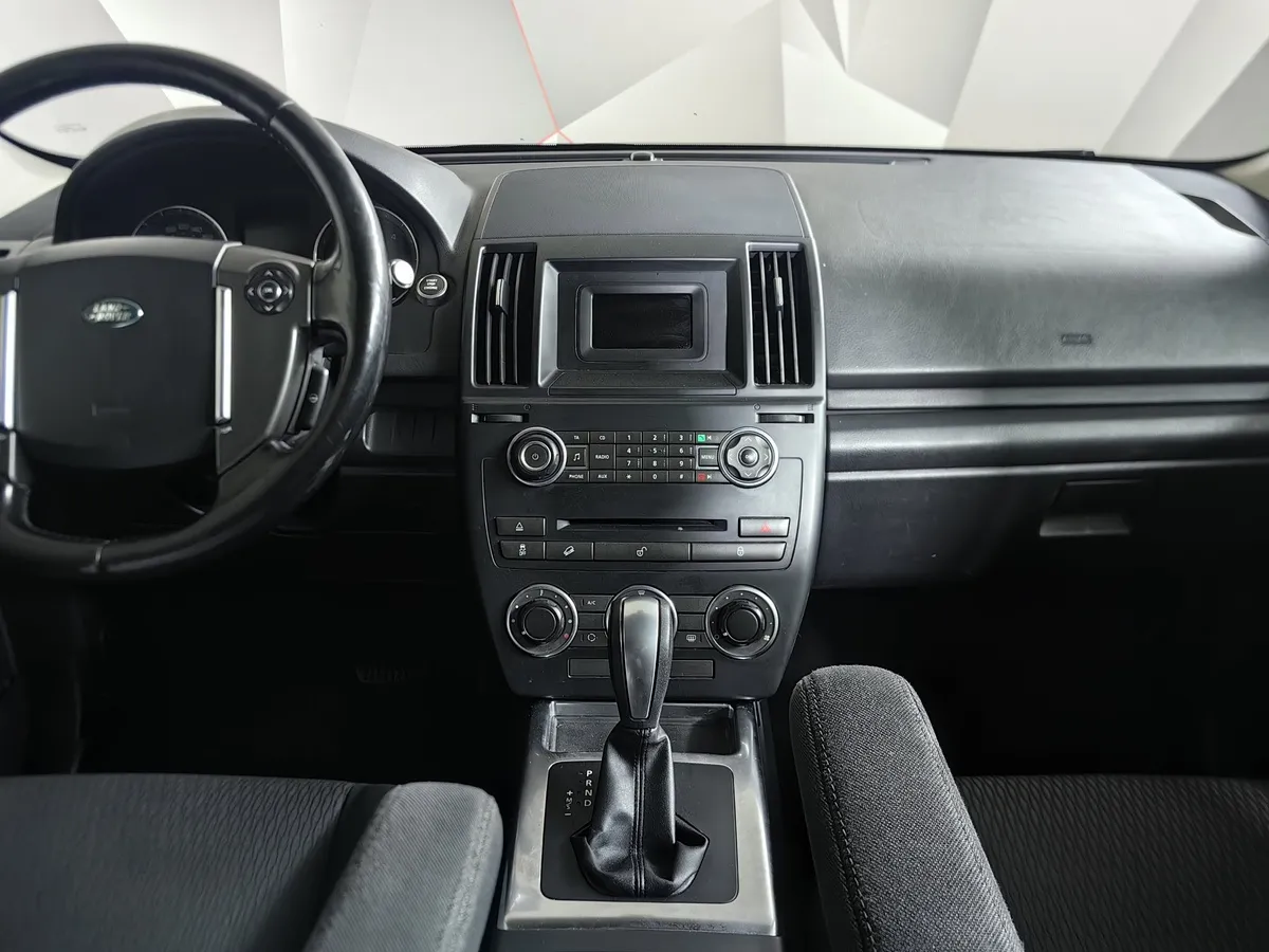 Land Rover Freelander 2.2 TD4 AT 4WD (150 л.с.) Серый в АВИЛОН. Слайд №15