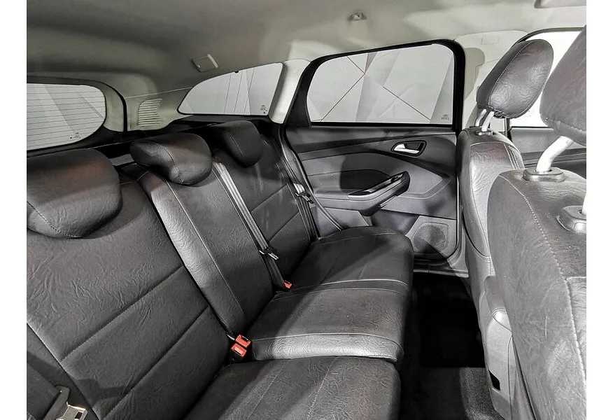 Ford Focus 1.6 Ti-VCT MT (125 л.с.) Special Edition Серебристый в АВИЛОН. Слайд №16