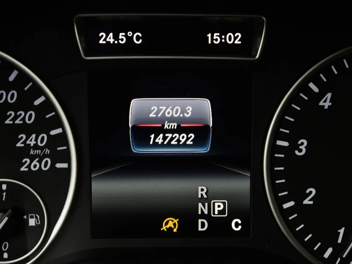Mercedes-Benz GLA 200 7G-DCT (150 л.с.) Особая серия Серый в АВИЛОН. Слайд №18