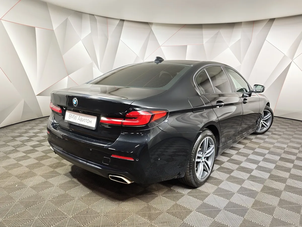 BMW 5 серия 520d xDrive Steptronic (190 л.с.) Синий в АВИЛОН. Слайд №2
