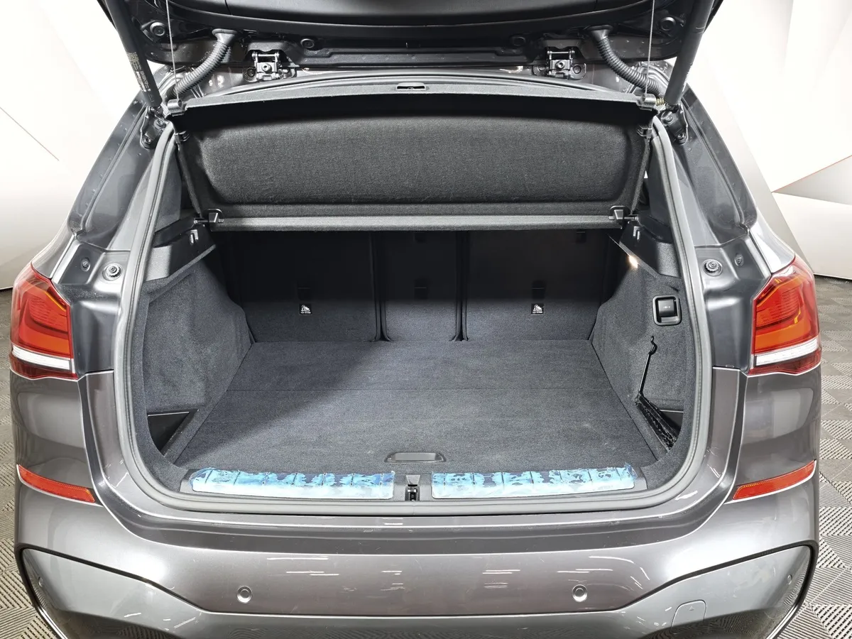 BMW X1 20i xDrive Steptronic AT (192 л.с.) Advantage Серый в АВИЛОН. Слайд №9
