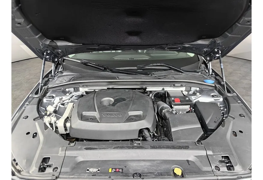 Volvo S90 2.0 T5 Drive-E AT (249 л.с.) Inscription Голубой в АВИЛОН. Слайд №10