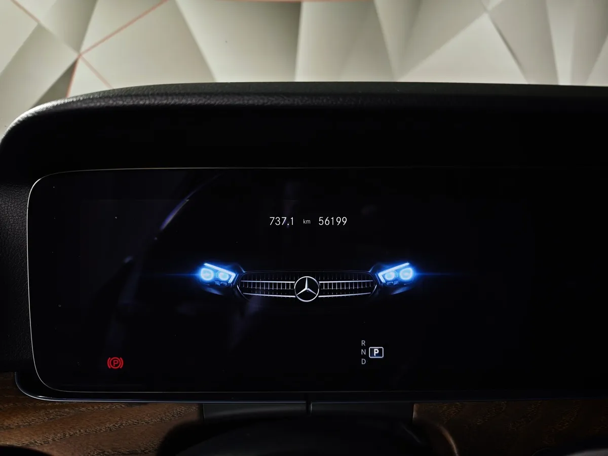 Mercedes-Benz E-Класс E 220 d 4MATIC 9G-TRONIC (194 л.с.) Premium (Локальная сборка) Серый в АВИЛОН. Слайд №17