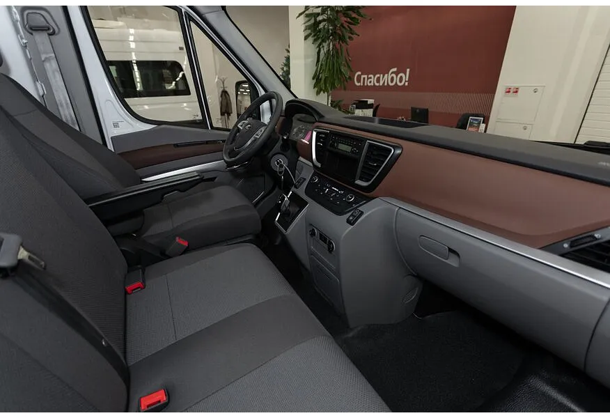 Sollers SF5 VAN 2.7D AT RWD SRW (150 л.с.) L3H2 3.5T Белый в АВИЛОН. Слайд №14