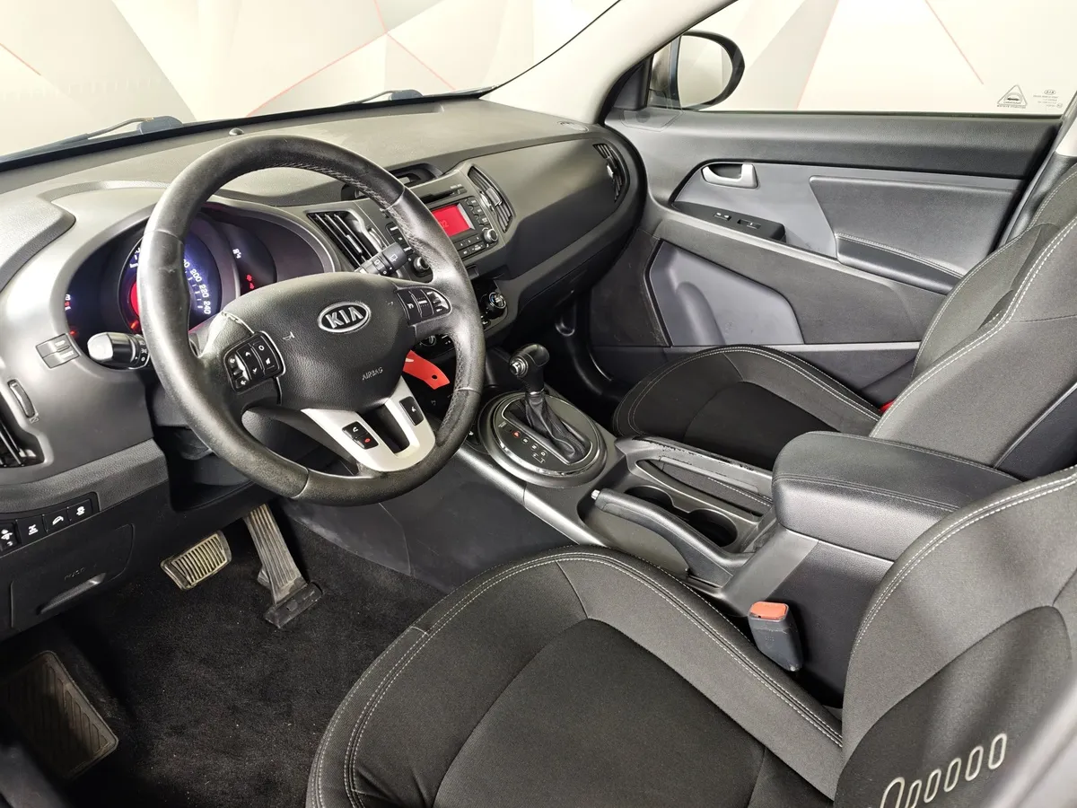 Kia Sportage 2.0 AT 4WD (150 л.с.) Luxe Коричневый в АВИЛОН. Слайд №19