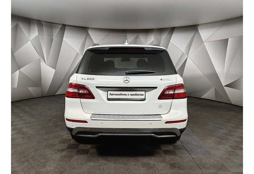Mercedes-Benz M-Класс ML 300 BlueEfficiency 7G-Tronic Plus 4Matic (249 л.с.) Белый в АВИЛОН. Слайд №8