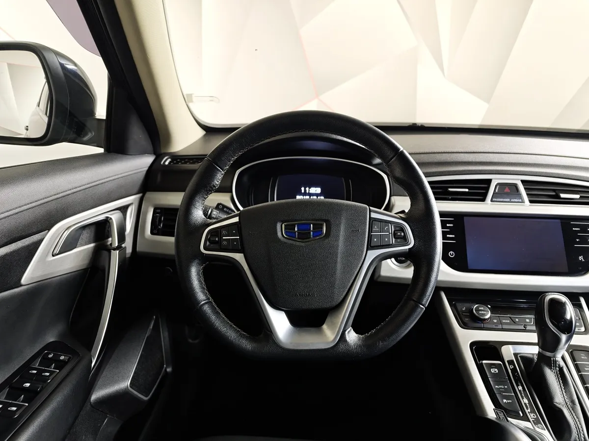 Geely Atlas 2.4 AT AWD (148 л.с.) Standard Черный в АВИЛОН. Слайд №19