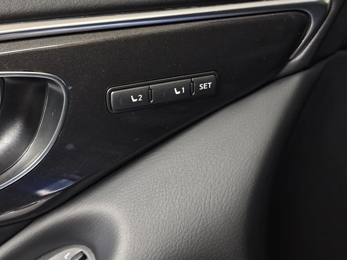 Infiniti Q50 2.0 T AT (211 л.с.) Синий в АВИЛОН. Слайд №20