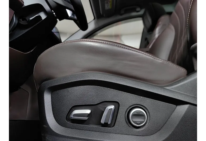 Chery Tiggo 8 Pro Hybrid 1.5T DHT 2WD (235 л.с.) Ultimate Белый в АВИЛОН. Слайд №23