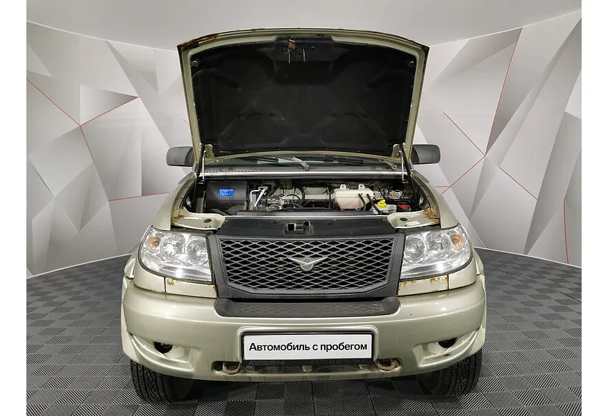 УАЗ Patriot 2.7 MT 4WD (128 л.с.) Желтый в АВИЛОН. Слайд №11