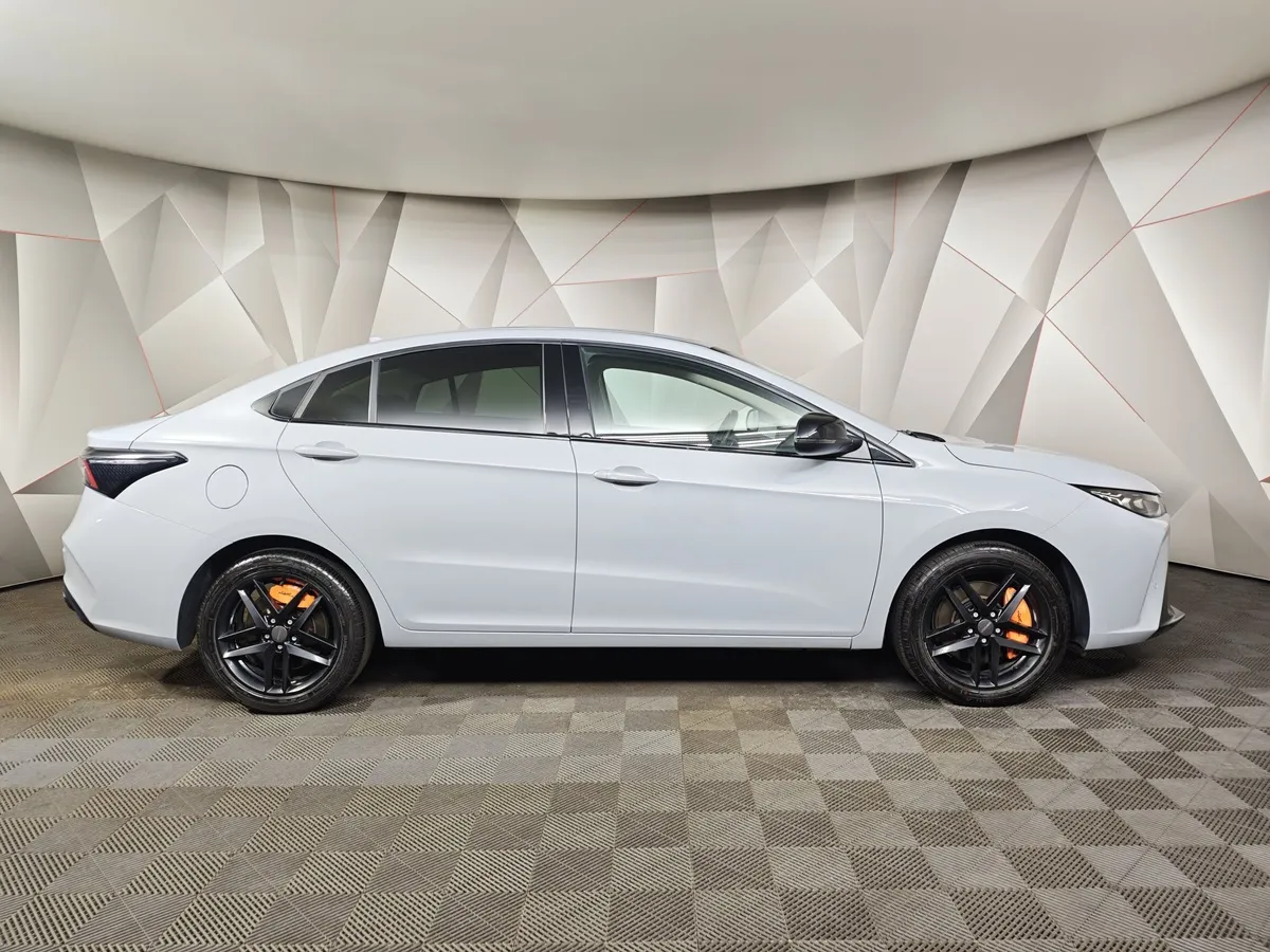 Omoda S5 GT 1.6T DCT (150 л.с.) Neo Серый в АВИЛОН. Слайд №6