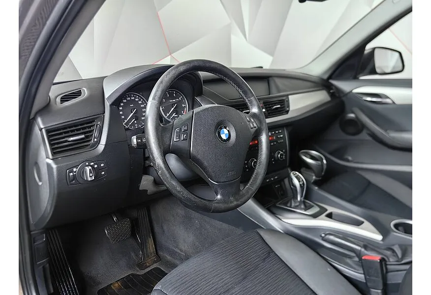 BMW X1 xDrive20i AT (184 л.с.) Коричневый в АВИЛОН. Слайд №12 BMW X1 xDrive20i AT (184 л.с.) Коричневый в АВИЛОН. Слайд №12