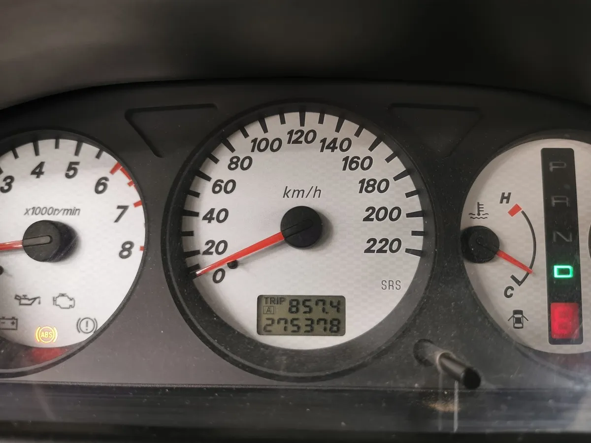Mitsubishi Lancer 1.6 AT (98 л.с.) Серый в АВИЛОН. Слайд №15