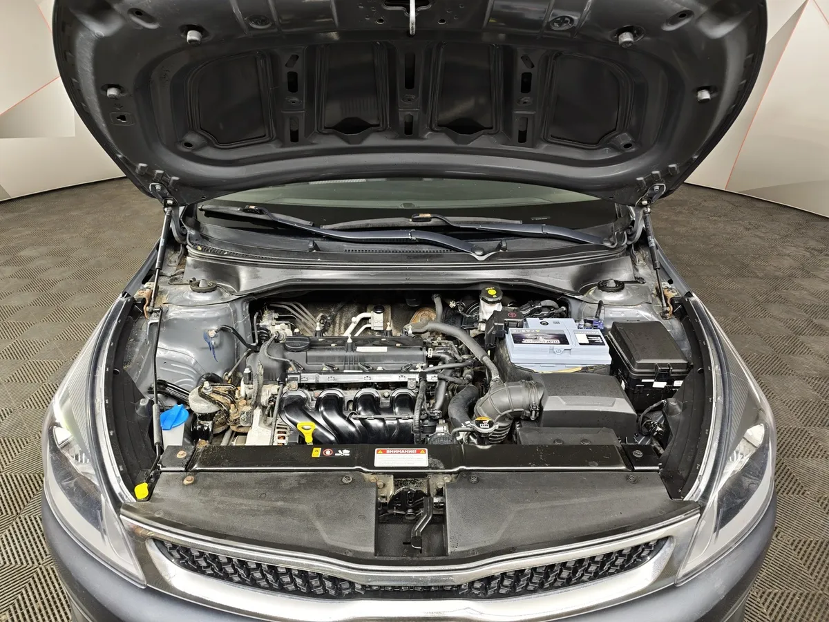 Kia Rio X-Line 1.6 MT (123 л.с.) Comfort Серый в АВИЛОН. Слайд №11