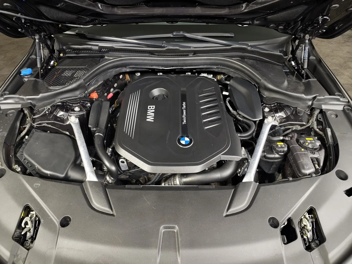 BMW 6 серия 640i xDrive Steptronic (340 л.с.) Серый в АВИЛОН. Слайд №10