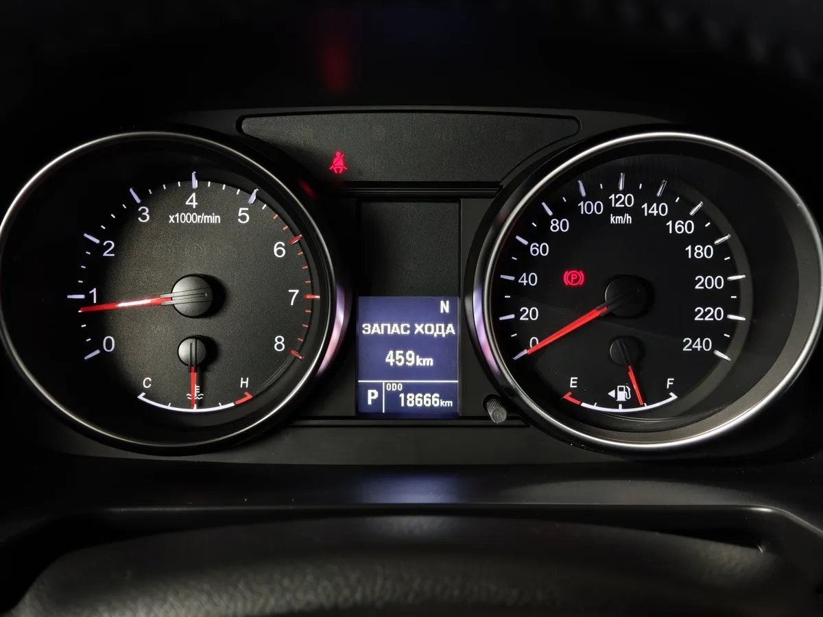 Haval M6 1.5 DCT 2WD (143 л.с.) Оптимум Черный в АВИЛОН. Слайд №18