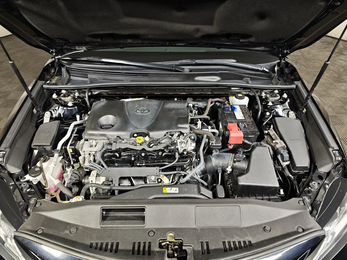 Toyota Camry 2.5 AT (200 л.с.) Черный в АВИЛОН. Слайд №11