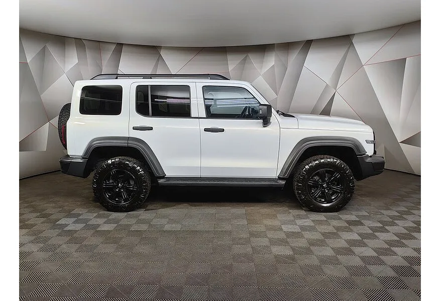 АВИЛОН - TANK 300 2.0T AT 4WD (220 л.с.) Premium Белый - slide 3