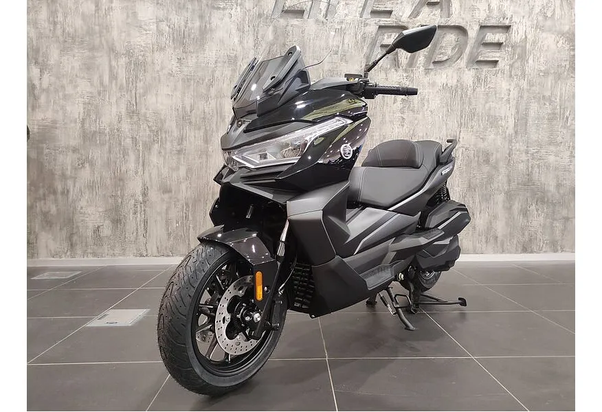 АВИЛОН - VOGE SR4 Max 350 см³ (28 л.с.) (28) 350 Черный - slide 0
