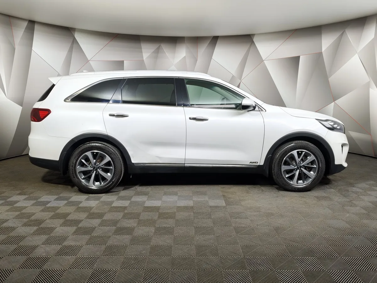 Kia Sorento 2.2 D AT AWD (5 мест) (200 л.с.) Prestige Белый в АВИЛОН. Слайд №6