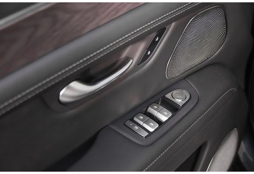 Seres M7 1.5 AT AWD (439 л.с.) Max Серый в АВИЛОН. Слайд №14