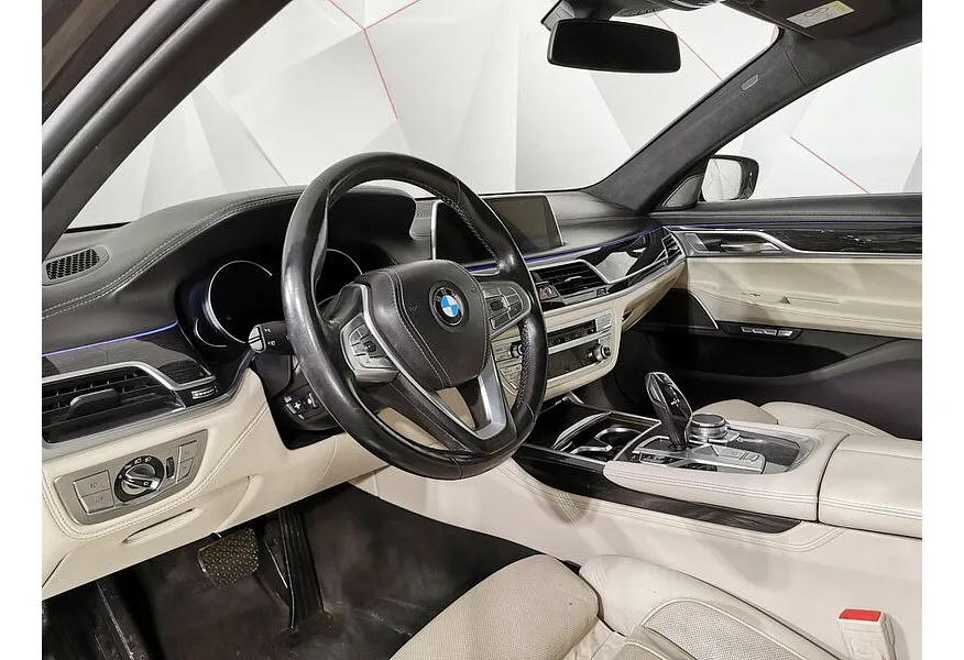 BMW 7 серия 730Ld xDrive AT (265 л.с.) Коричневый в АВИЛОН. Слайд №12