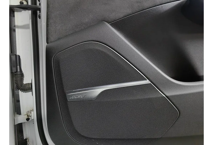 Audi Q7 3.0 TDI Tiptronic quattro (249 л.с.) Белый в АВИЛОН. Слайд №24