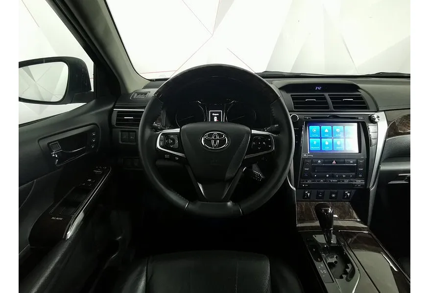 Toyota Camry 3.5 AT (249 л.с.) Белый в АВИЛОН. Слайд №19 Toyota Camry 3.5 AT (249 л.с.) Белый в АВИЛОН. Слайд №19