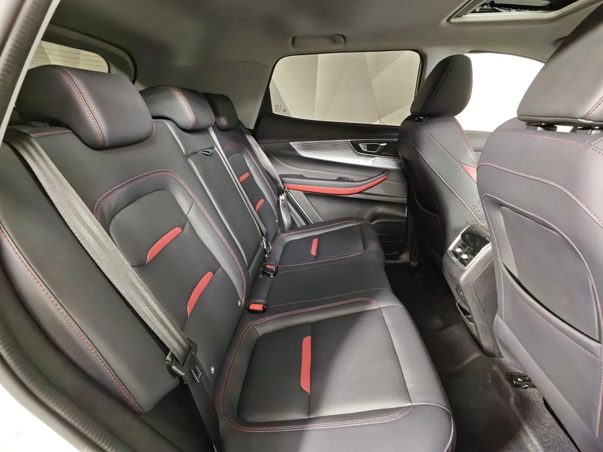 Chery Tiggo 4 Pro 1.5 CVT (147 л.с.) Ultimate Белый в АВИЛОН. Слайд №16