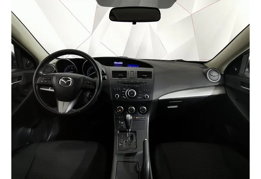 Mazda 3 1.6 AT (105 л.с.) Коричневый в АВИЛОН. Слайд №14