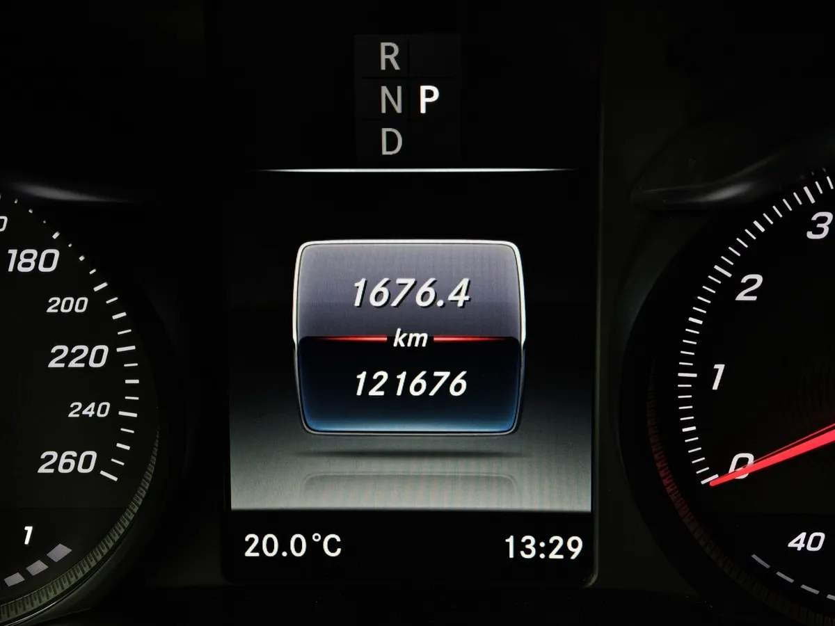 Mercedes-Benz GLC Купе 300 9G-TRONIC 4MATIC (245 л.с.) Sport Черный в АВИЛОН. Слайд №18