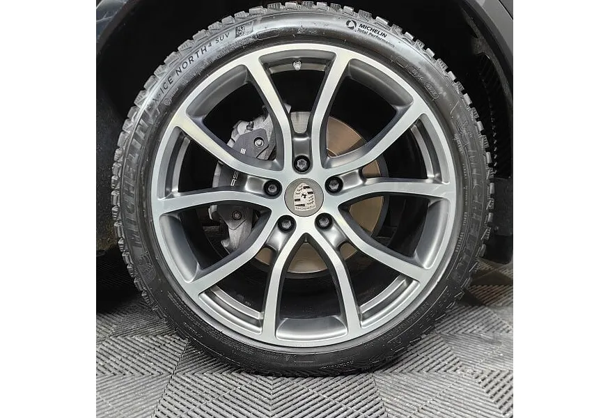 Porsche Cayenne 3.0 Tiptronic AWD (340 л.с.) Черный в АВИЛОН. Слайд №9