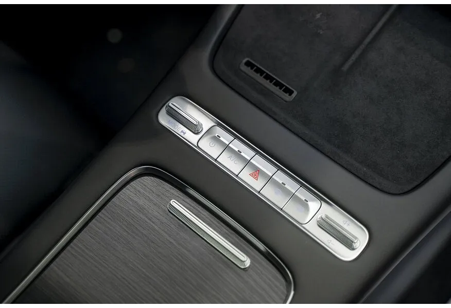 OMODA C7 1.6 DCT 4WD (150 л.с.) Стиль Черный в АВИЛОН. Слайд №12