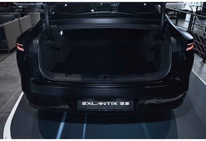 EXEED Exlantix ES 1.5 DHT 4WD (469 л.с.) REEV Sport Черный в АВИЛОН. Слайд №14