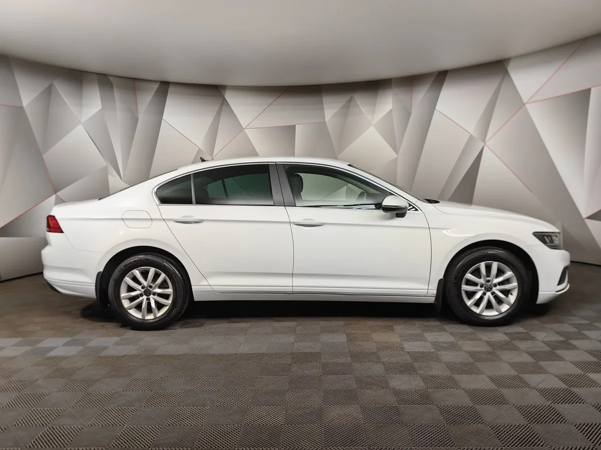 Volkswagen Passat 1.4 TSI DSG (150 л.с.) Business Белый в АВИЛОН. Слайд №6