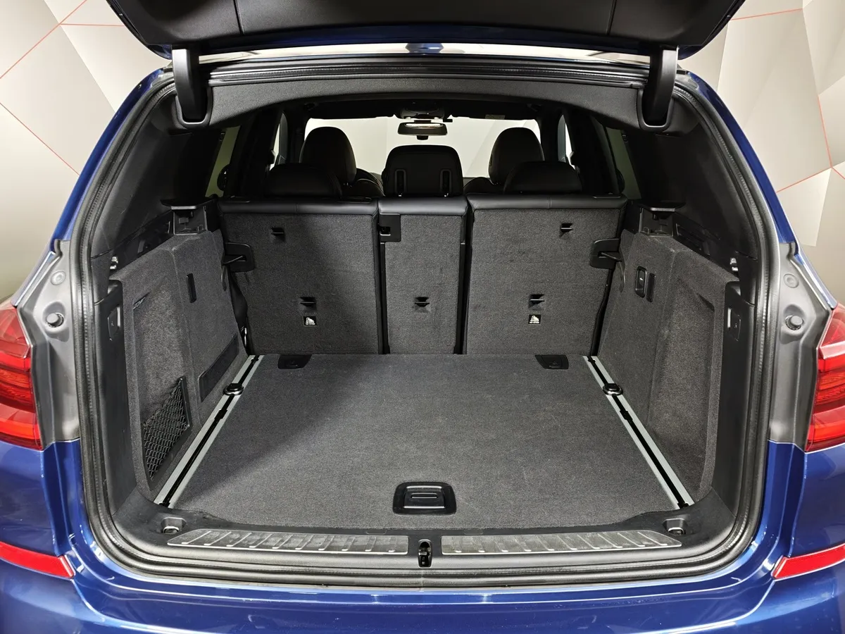 BMW X3 xDrive30i AT (249 л.с.) Base Локальная сборка Синий в АВИЛОН. Слайд №9