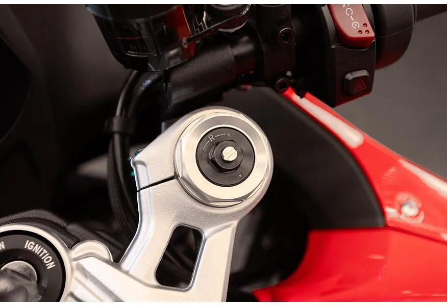 QJMOTOR SRK 800 RR 778 см³ (95 л.с.) 778 Белый в АВИЛОН. Слайд №1 QJMOTOR SRK 800 RR 778 см³ (95 л.с.) 778 Белый в АВИЛОН. Слайд №1