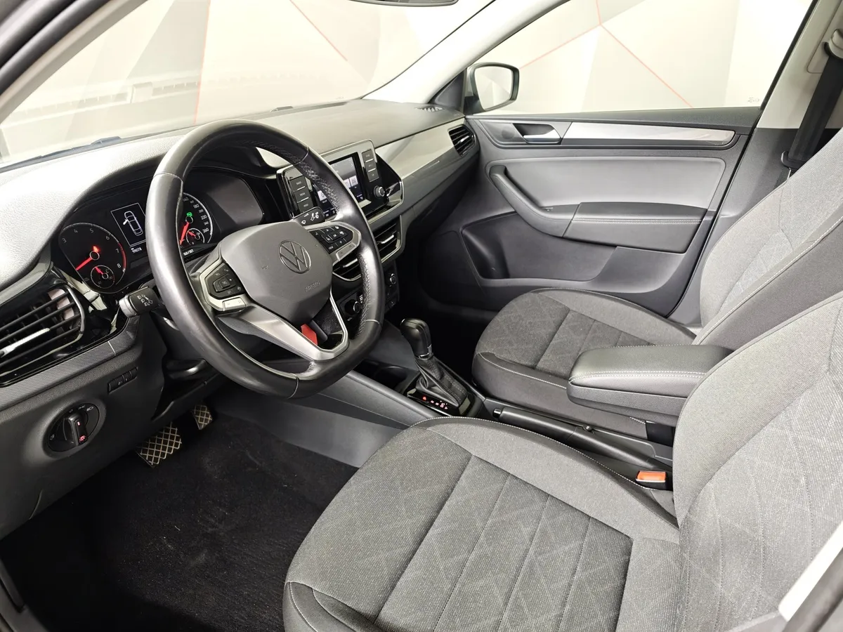 Volkswagen Polo 1.6 MPI AT (110 л.с.) Status Серебристый в АВИЛОН. Слайд №18