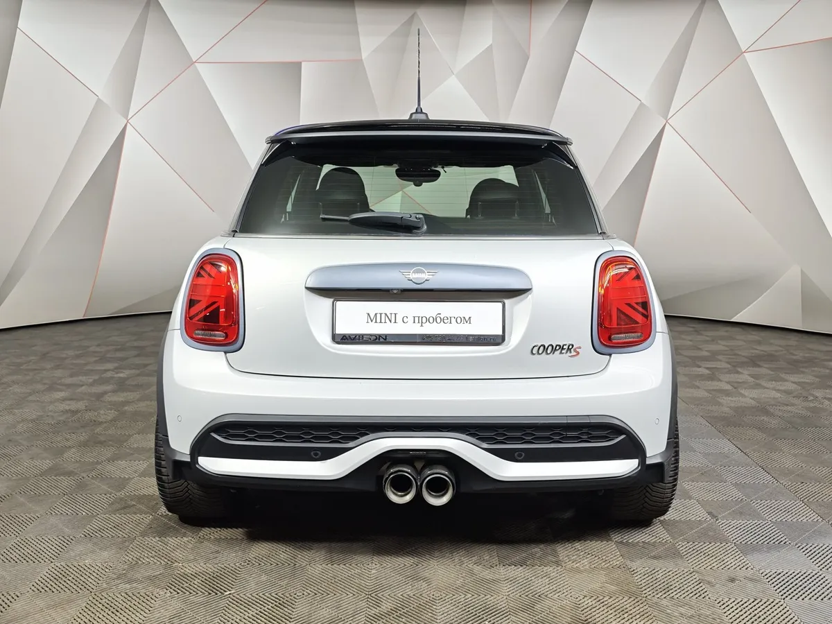 MINI 3 двери Cooper S 2.0 AT (192 л.с.) Серый в АВИЛОН. Слайд №4