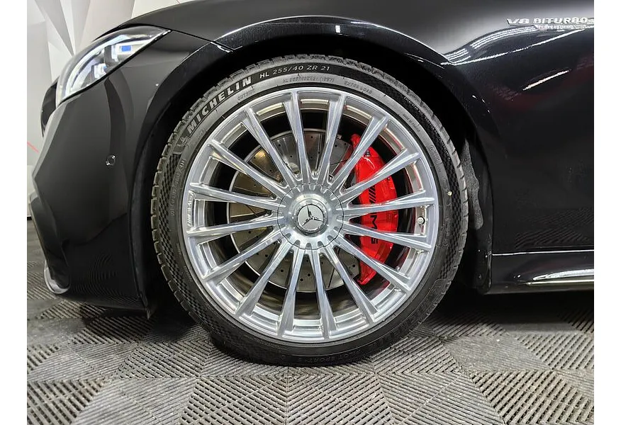 Mercedes-Benz S-Класс S 63 AMG 9G-Tronic 4Matic+ (700 л.с.) E Performance Черный в АВИЛОН. Слайд №9