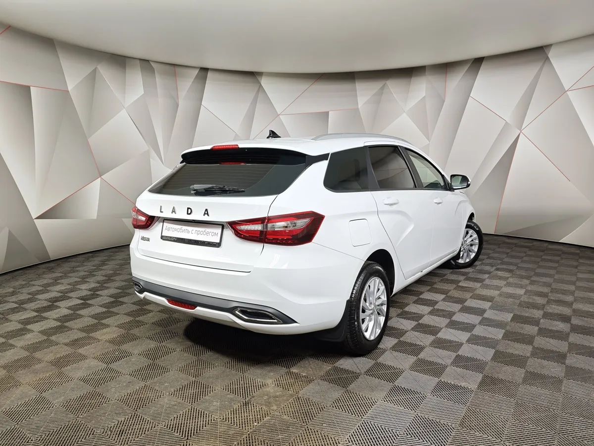 ВАЗ (Lada) Vesta 1.8 MT (122 л.с.) Белый в АВИЛОН. Слайд №2