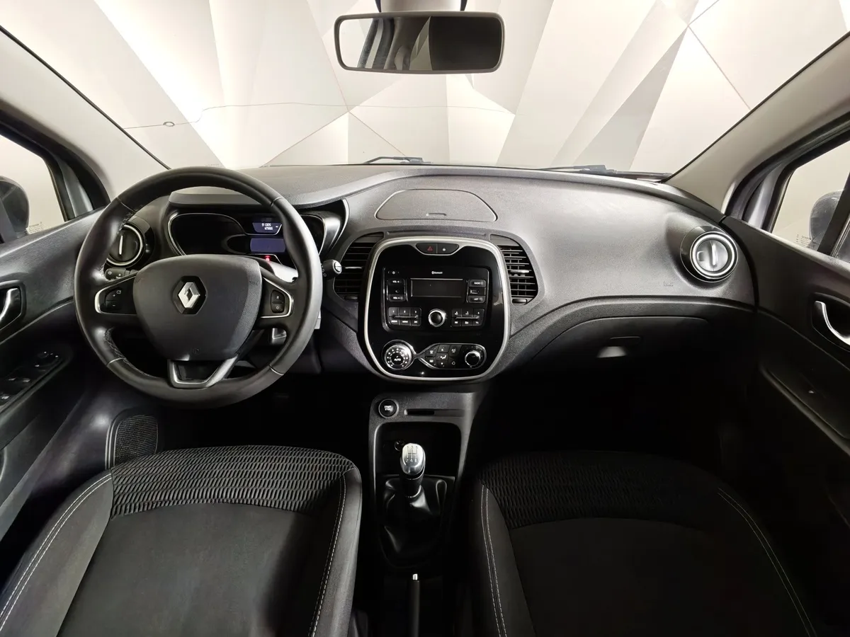 Renault Kaptur 1.6 MT (114 л.с.) Life Серый в АВИЛОН. Слайд №14