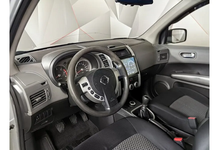 Nissan X-Trail 2.0 TD MT AWD (150 л.с.) Серый в АВИЛОН. Слайд №17