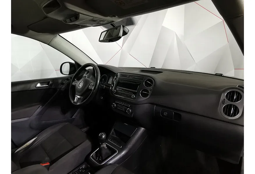 Volkswagen Tiguan 1.4 TSI BlueMotion MT (122 л.с.) Trend & Fun Синий в АВИЛОН. Слайд №13